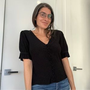 Maxwell size 6 black button down flowy blouse